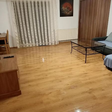 Apartament Komorniki Komorniki  Exteriör bild